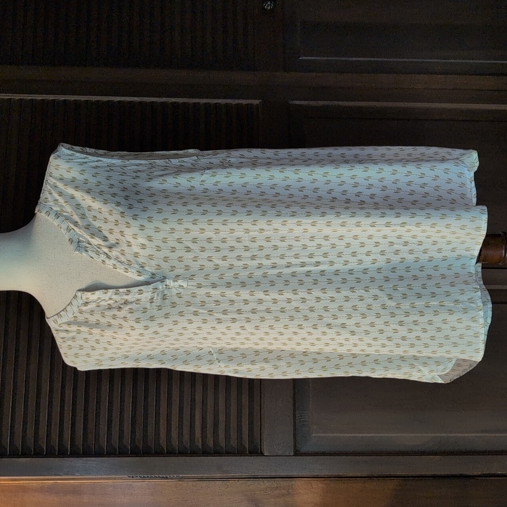 EDDIE BAUER Sunrise Sleeveless Popover Batik Blouse